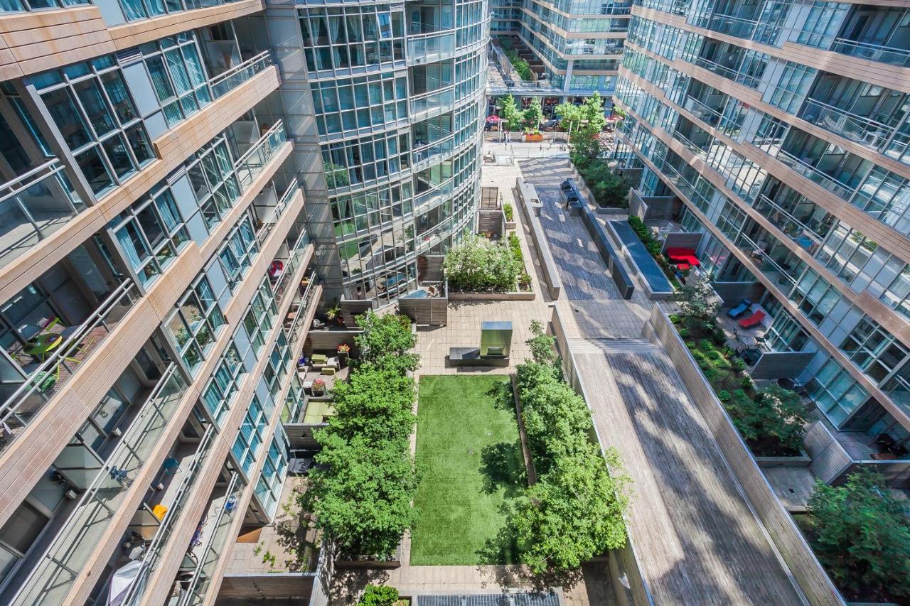 Cozy 2Br Close To Cn Tower & Harbourfront 多伦多 外观 照片