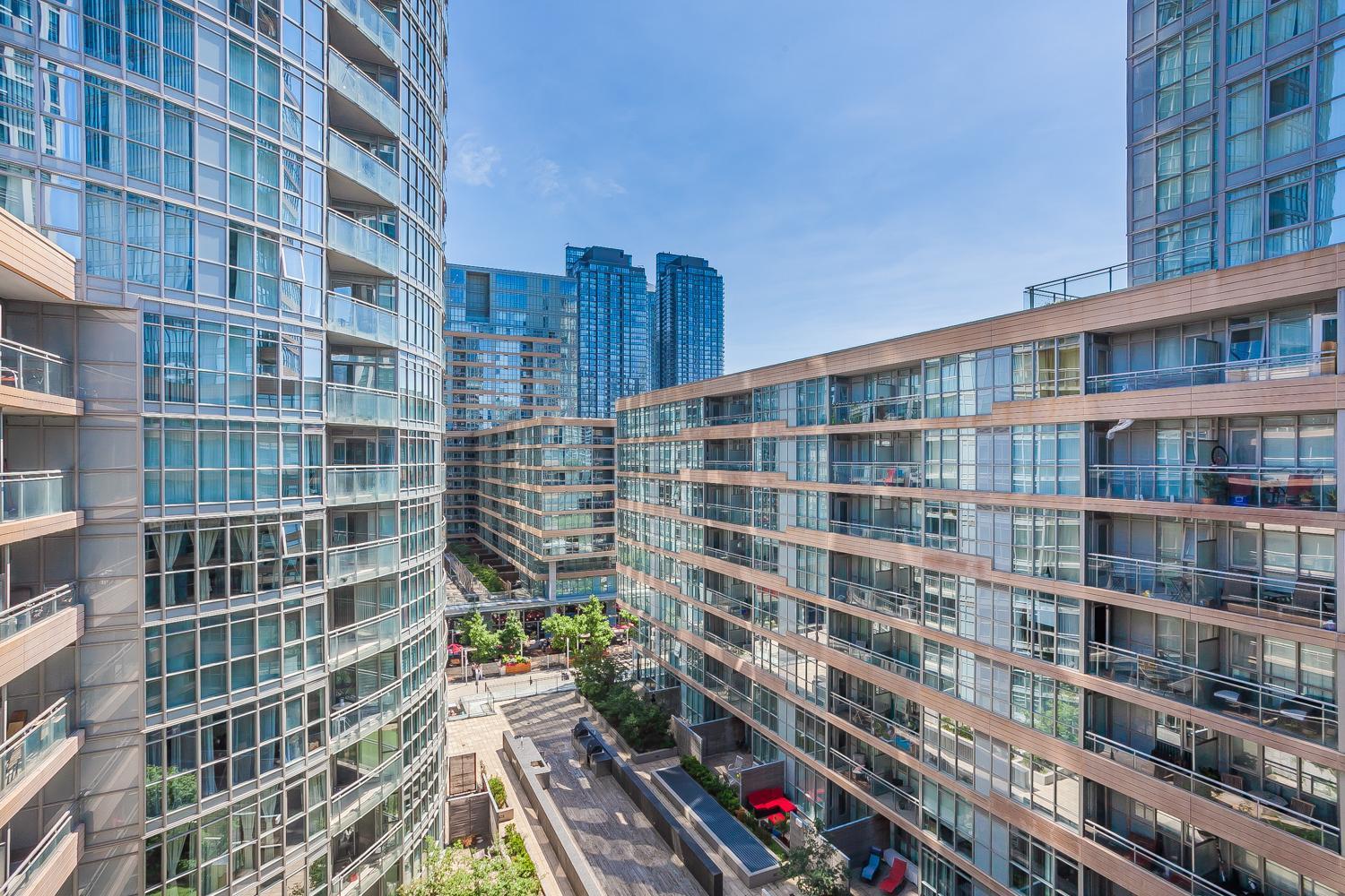 Cozy 2Br Close To Cn Tower & Harbourfront 多伦多 外观 照片