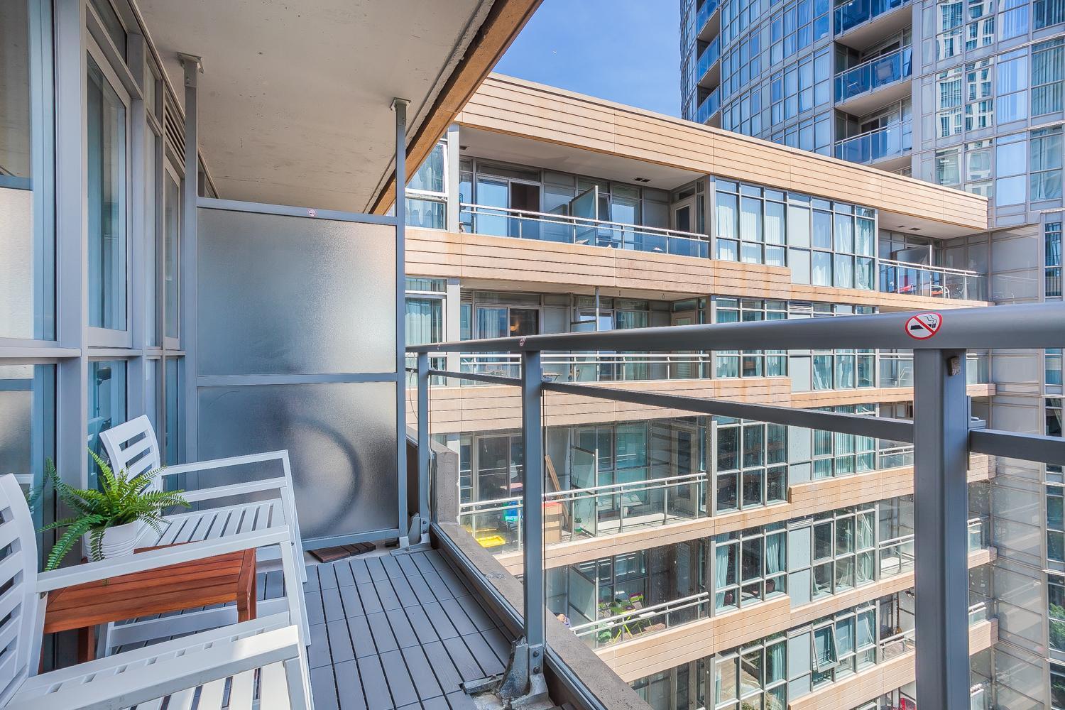 Cozy 2Br Close To Cn Tower & Harbourfront 多伦多 外观 照片